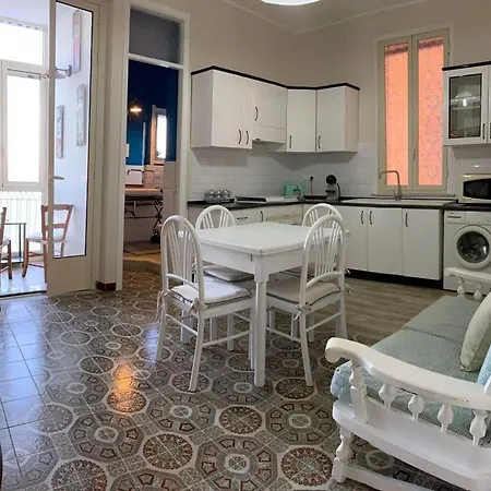 Bombonera Lägenhet Augusta